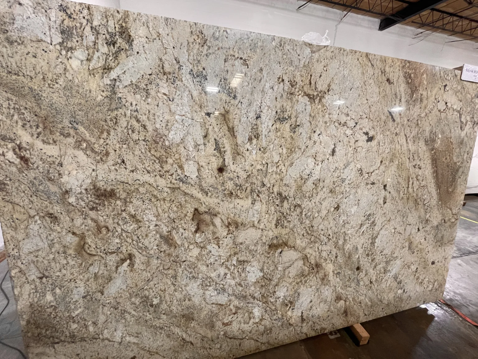 Siena Bordeaux 12169U slab